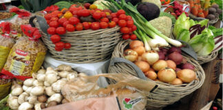 Rise in vegetable prices restricted to tomato, potato, onion: Report