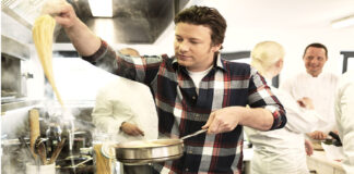 Jamie Oliver to close 6 restaurants after Brexit vote