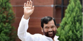 Priority to keep food inflation in check during 2017: Paswan