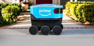 Amazon introduces self-driving delivery robot, Scout