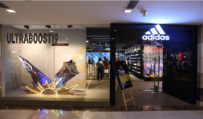 Kaptajn brie Dodge flaske adidas India launches its biggest retail store in NCR - India Retailing