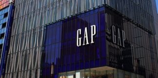 Simon Property sues Gap over unpaid rent