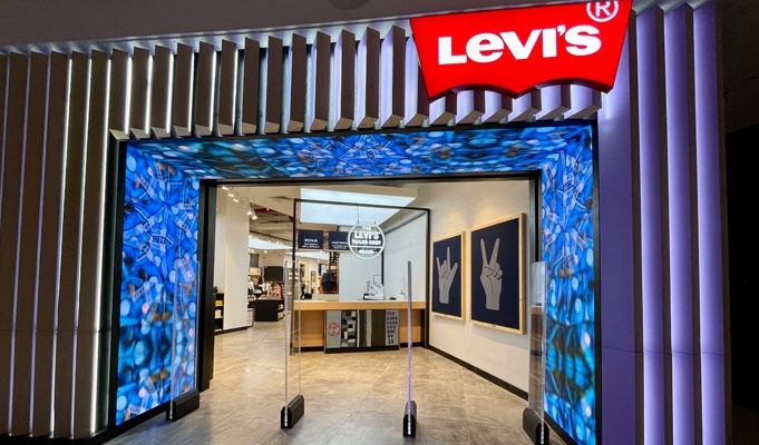 Levi's inaugurated its new store at South City Mall, Kolkata - India  Retailing