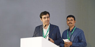L-R: Rahul Sharma, Director, Doodh Misthan Bhandar; Bhanu Pratap Singh, National Head - Regional Brands, Reliance Retail